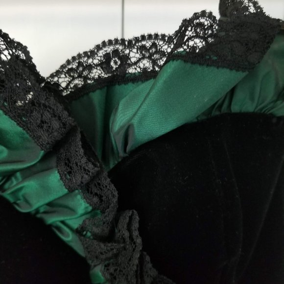 Stunning vintage Victor Costa ballgown - Picture 4 of 11